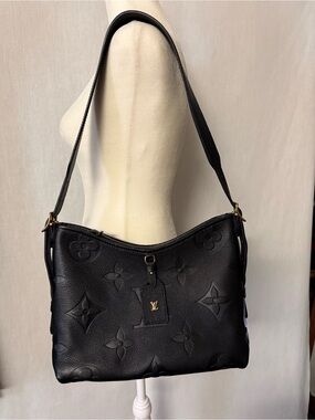 Louis Vuitton Carryall PM
